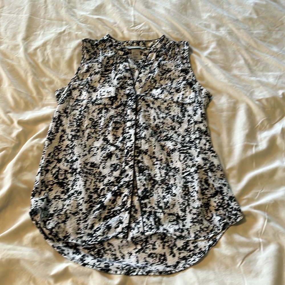 H & M Tank